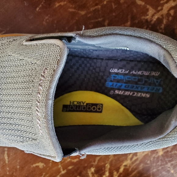 Sketchers Gogamat Arch Men's Sneakers Size 10 | Relaxed Fit - Picture 6 of 7